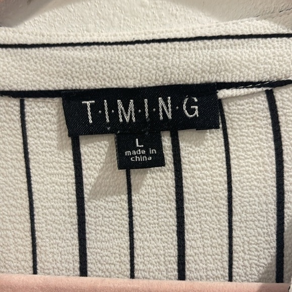 TIMING Black & White Striped Long Sleeve Blouse Size L. - Picture 3 of 7